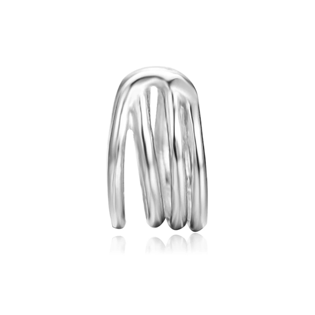 Ear Cuff 4 barras en plata, de frente con cuatro barras