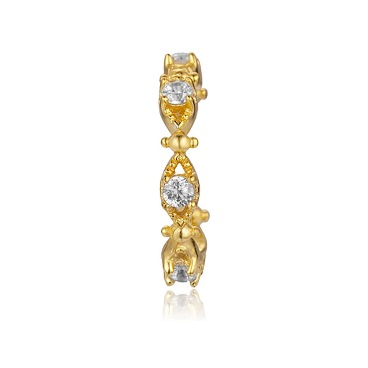 Ear Cuff Trenza y Circonitas en dorado, de frente con trenza y circonitas