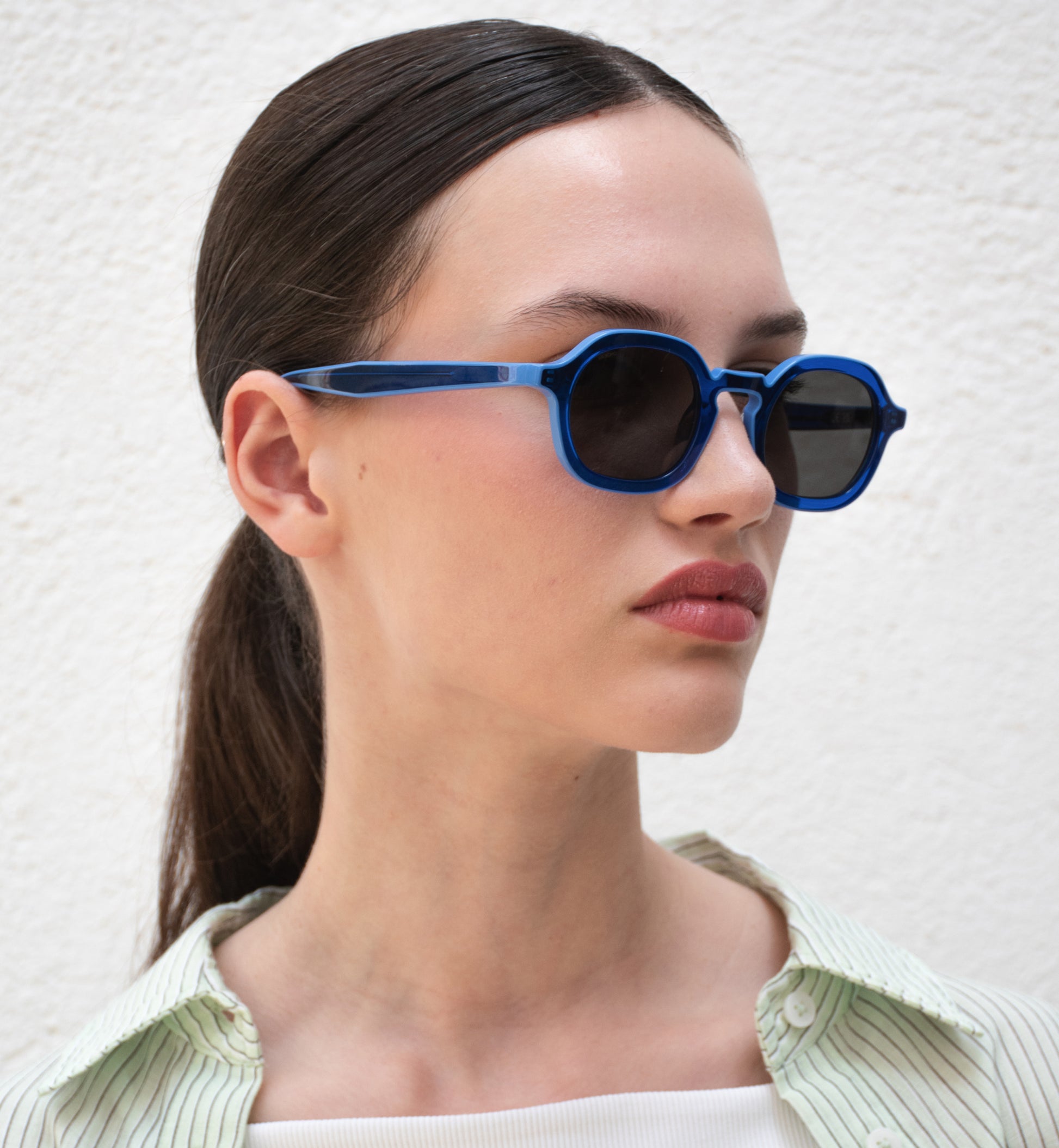 Gafas de sol Mr. Boho BLUE ELPATIO DE BERNARDA en imagen de estilo