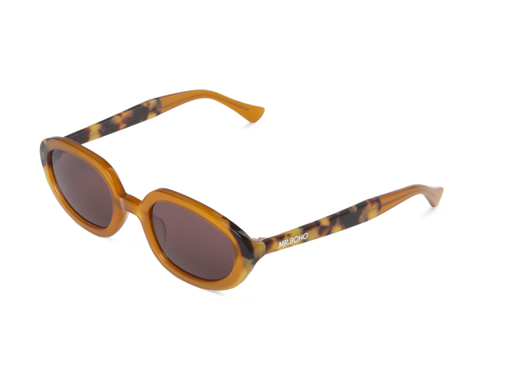 Gafas de sol Mr. Boho SOLARTE Hideout en vista oblicua, mostrando montura y lentes