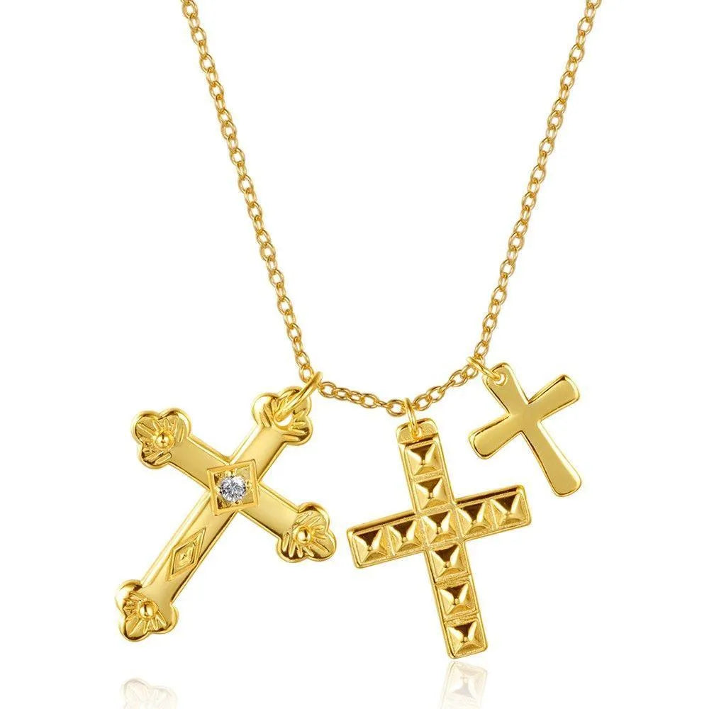 Collar con tres cruces, diseño fino de inspiración religiosa para llevar a diario