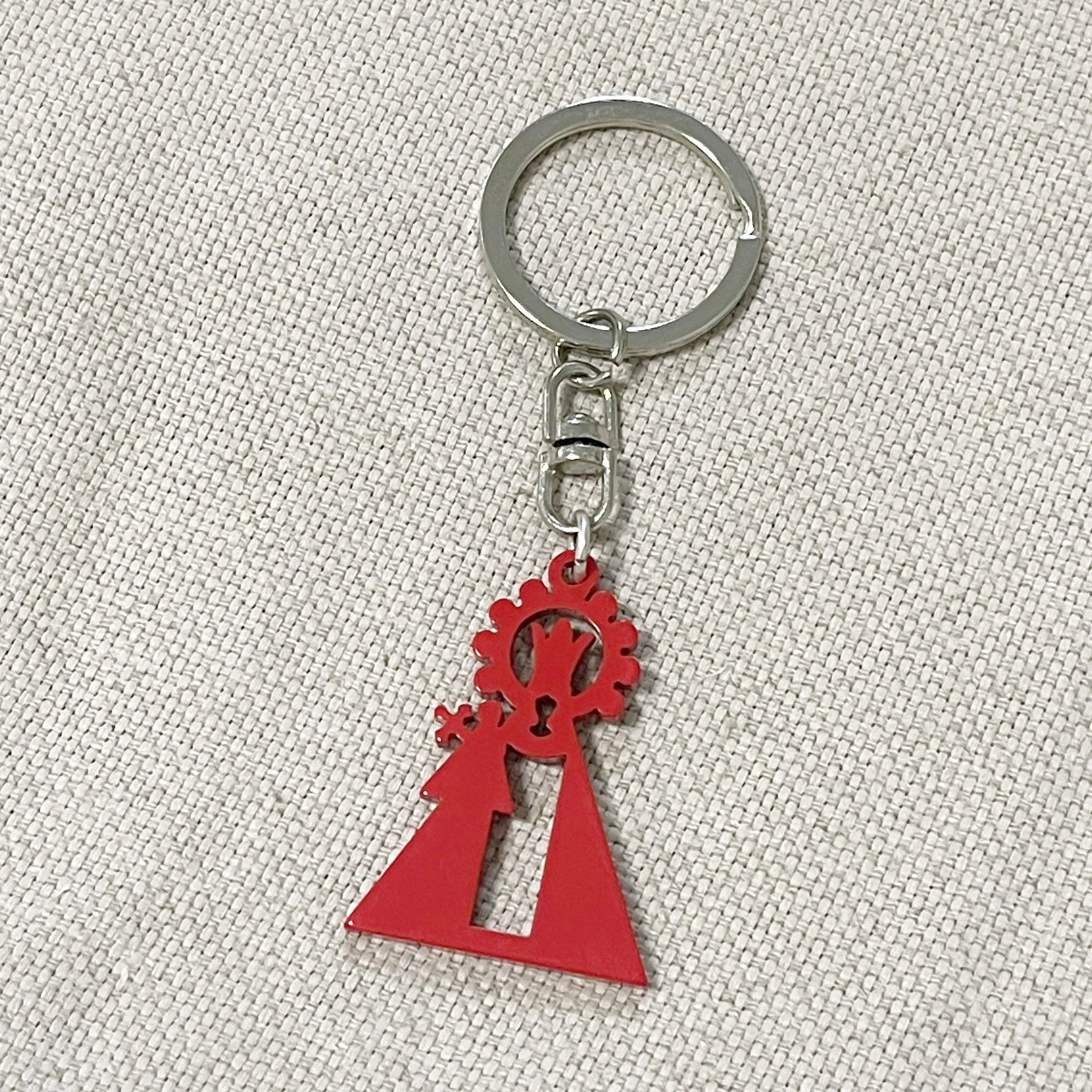 Llavero Virgen de los Desamparados — detalle de la imagen religiosa en rojo— Cobalto Accesorios