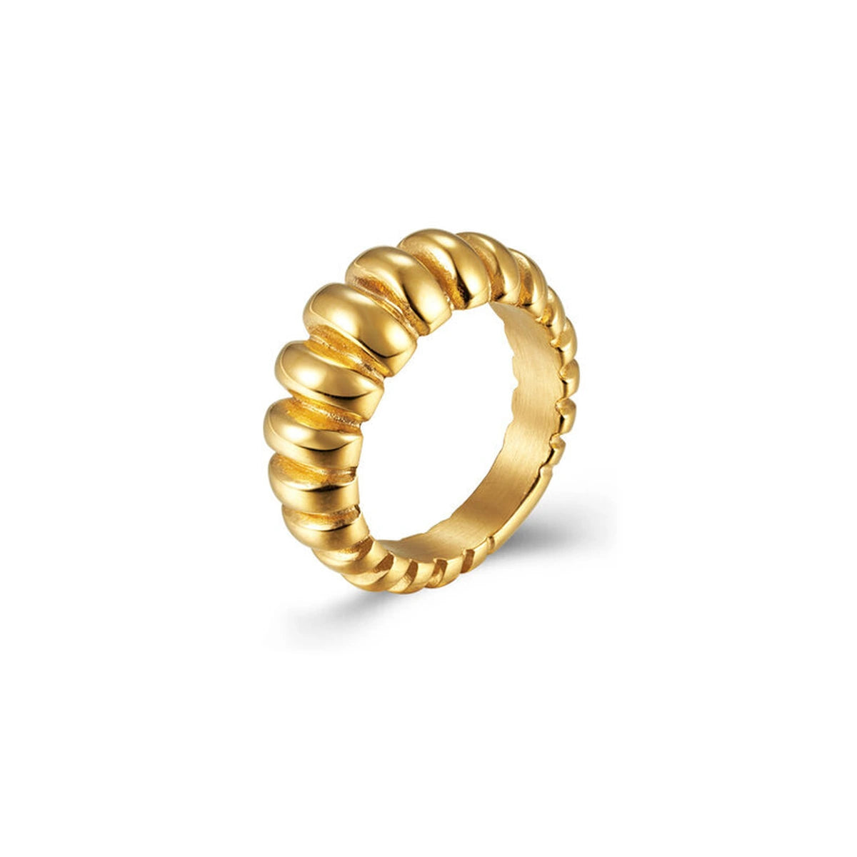 Anillo Croissant Clásico en dorado, anillo con relieve acanalado