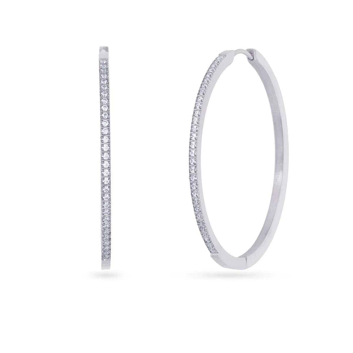 Aros con Circonitas Blancas 45 mm en plateado, de frente y de perfil