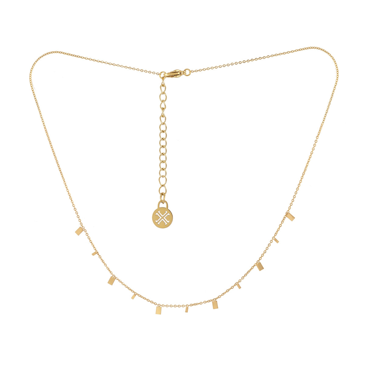 Detalle del cierre ajustable del Collar Essentials Crave dorado, acabado cuidado y práctico