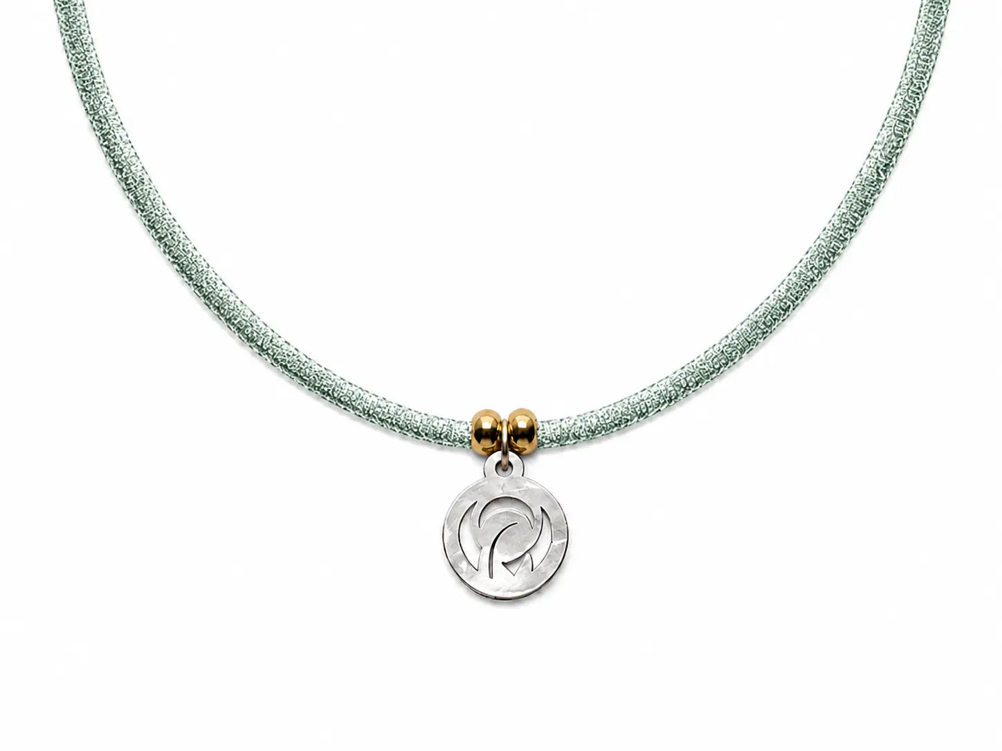 Collar Virgen Niña con cordón de licra verde agua y medalla de acetato, pieza ligera para niña