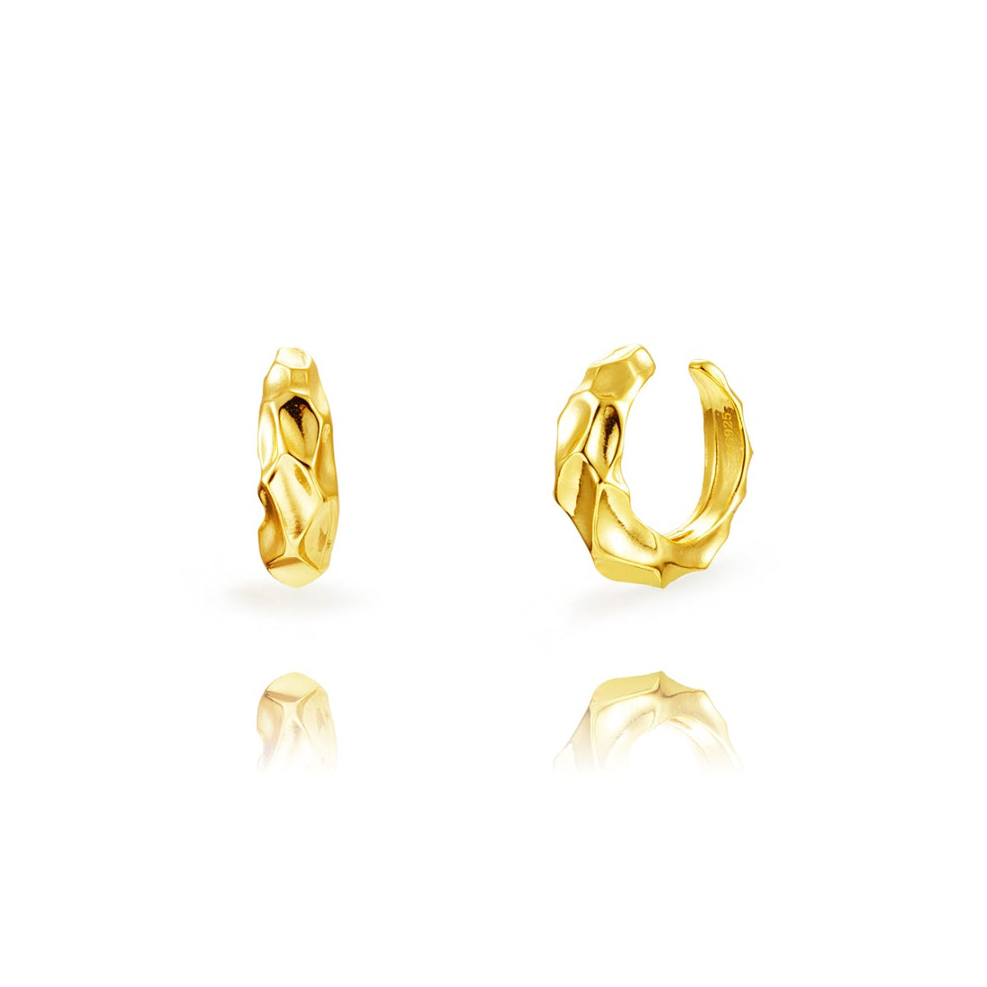 Ear cuff de plata de ley 925 con textura orgánica, acabado oro 18k (unidad)