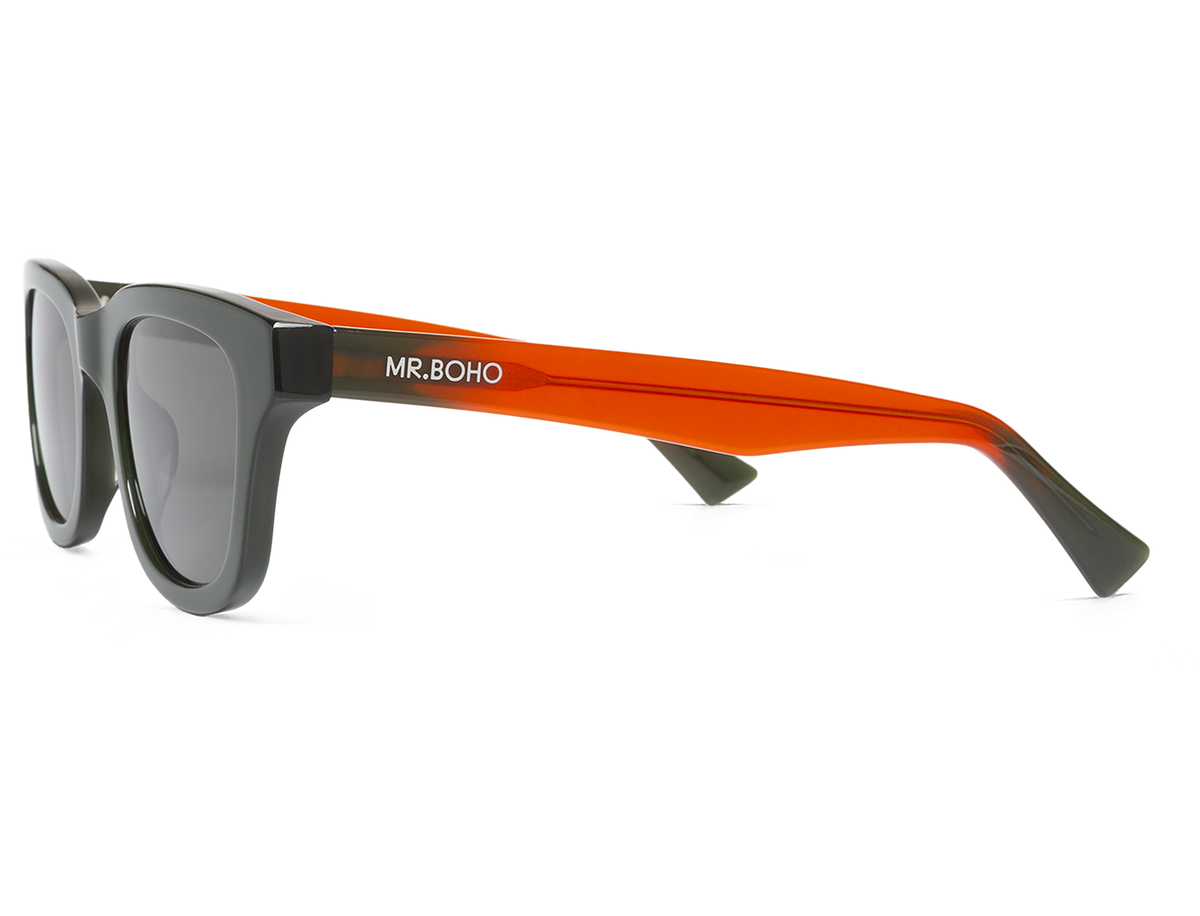 Gafas de sol Mr. Boho COLOMBIER 27Degrees en vista lateral, montura verde oliva translúcida