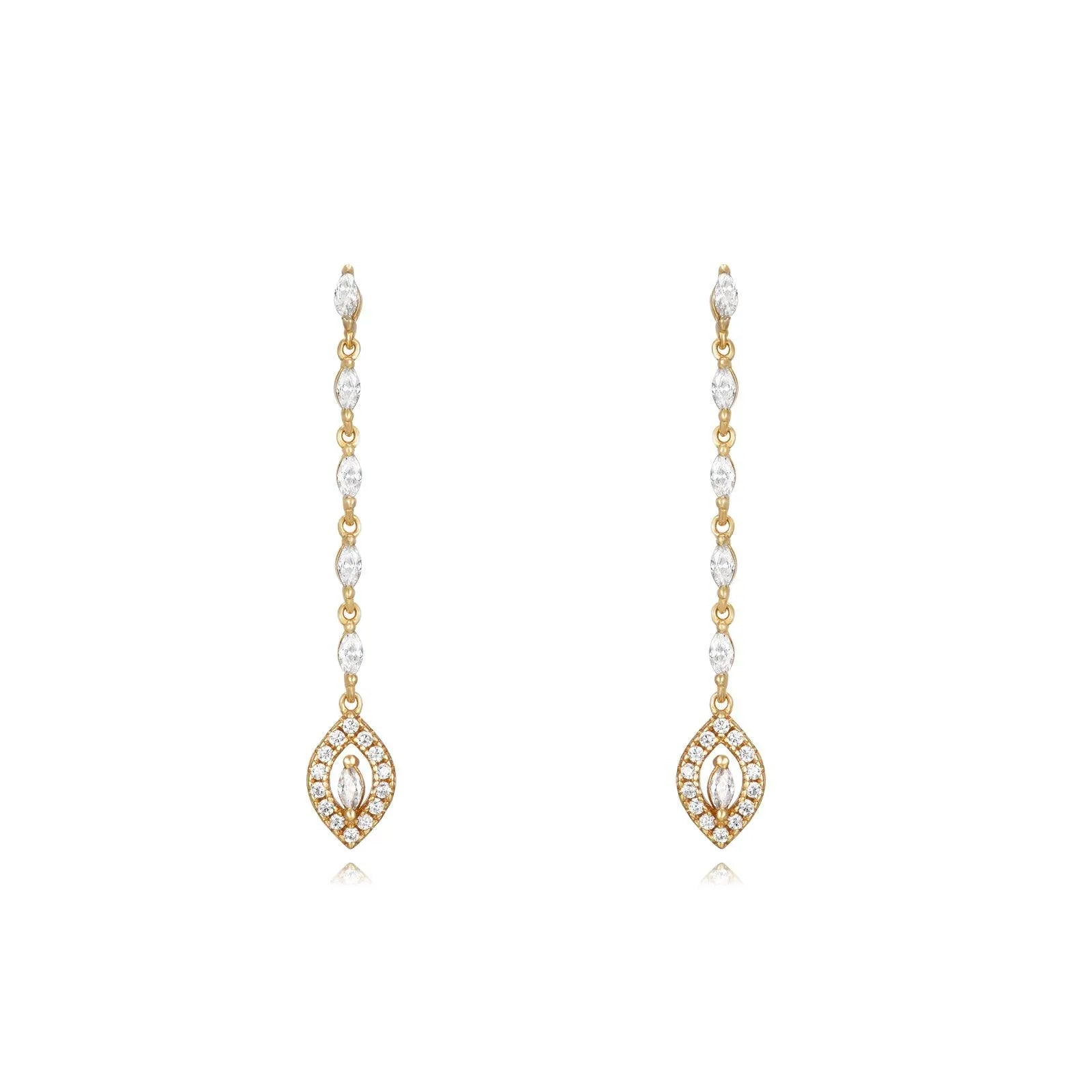 Vista adicional de pendientes largos Marquesa, diseño elegante con acabado dorado