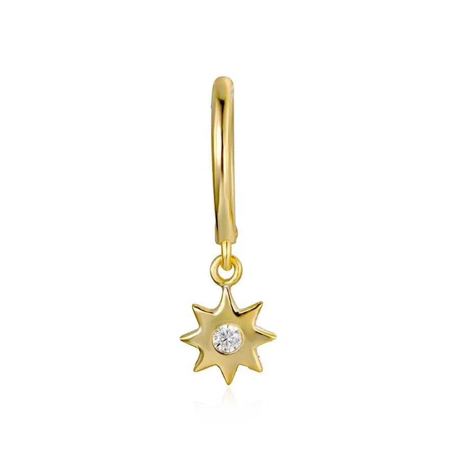 Aro con estrella plana y circonita, diseño pequeño con brillo delicado para diario