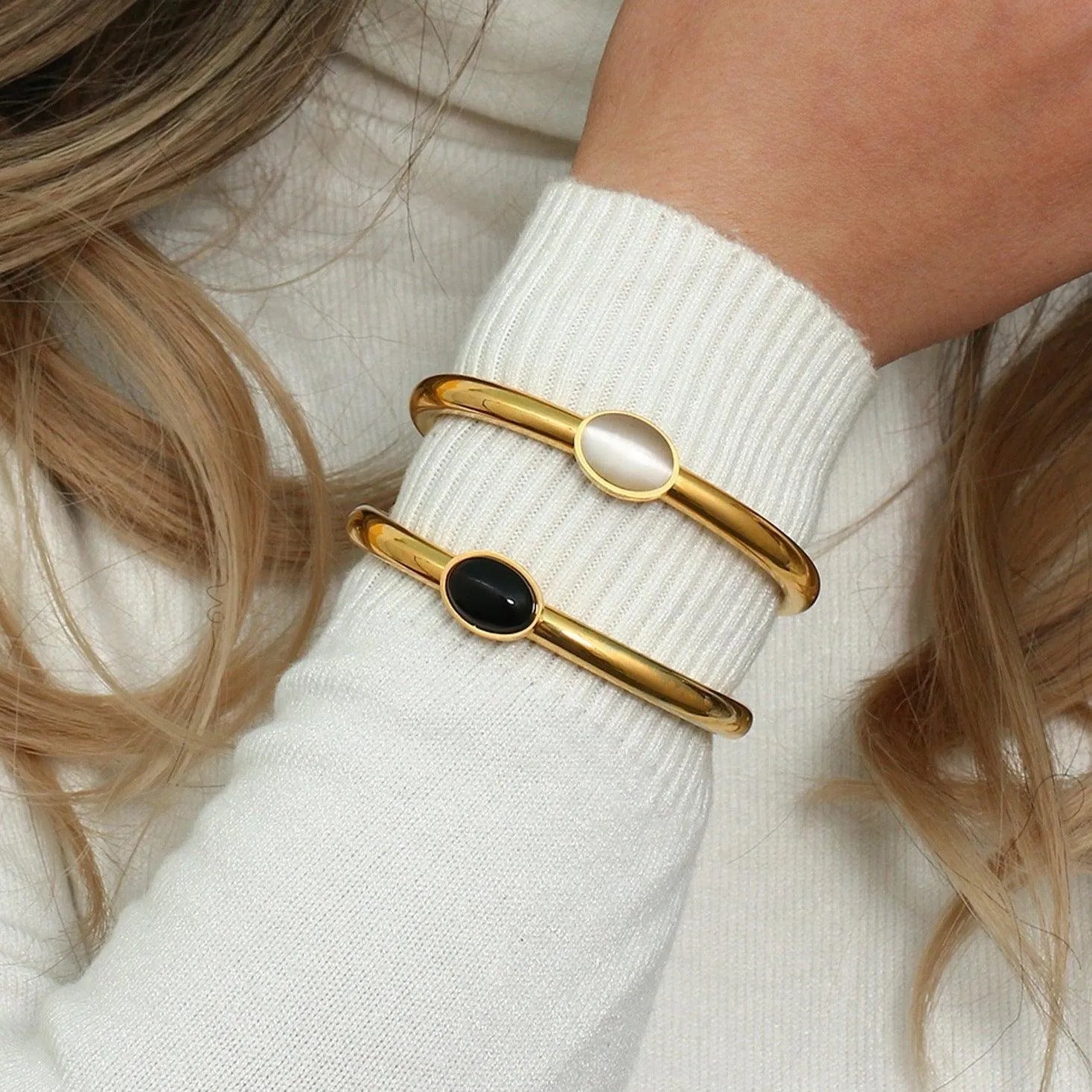 Brazalete Rígido con Piedra - Acero - Cobalto Accesorios , Joyería Valencia