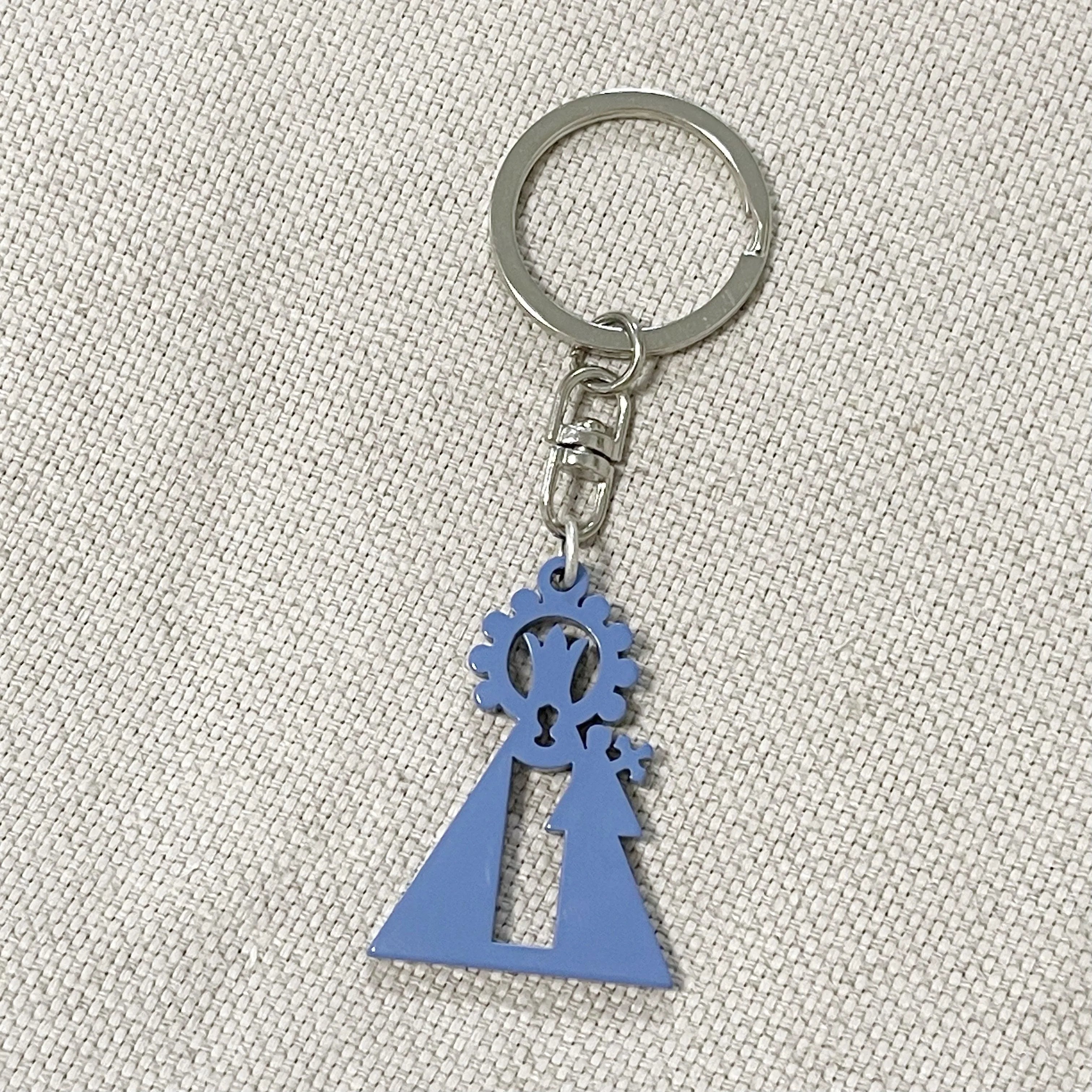 Llavero Virgen Desamparados artesanal en color azul tejano — recuerdo de Valencia