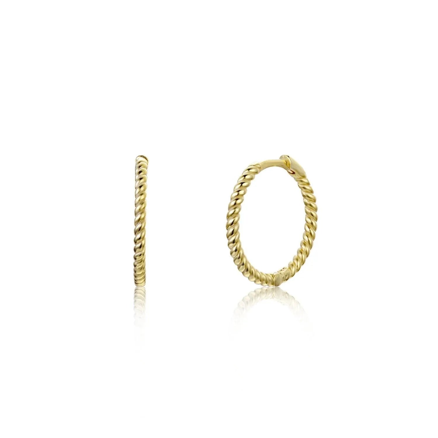 Pendientes aro trenzado de plata con baño en oro, diseño clásico con textura
