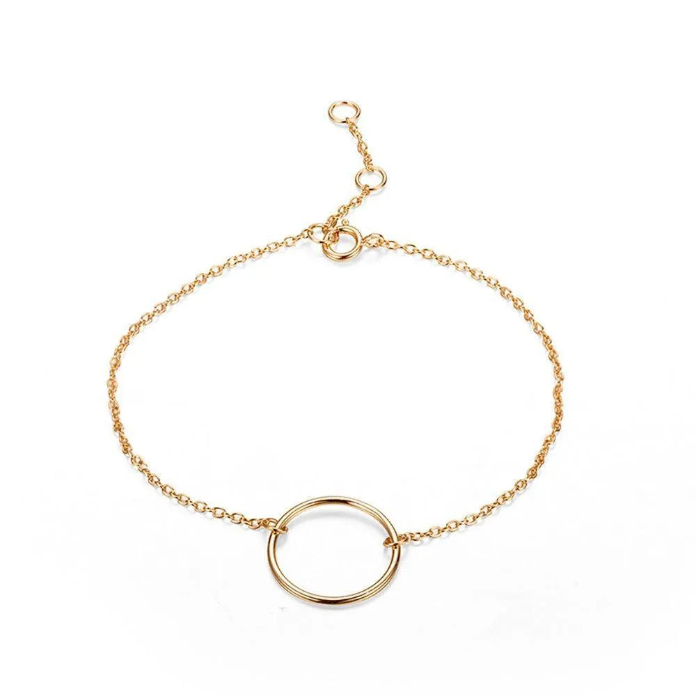 Pulsera círculo en plata de ley, diseño fino y simbólico para llevar a diario